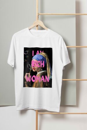 I am a rich woman 4 T-shirt